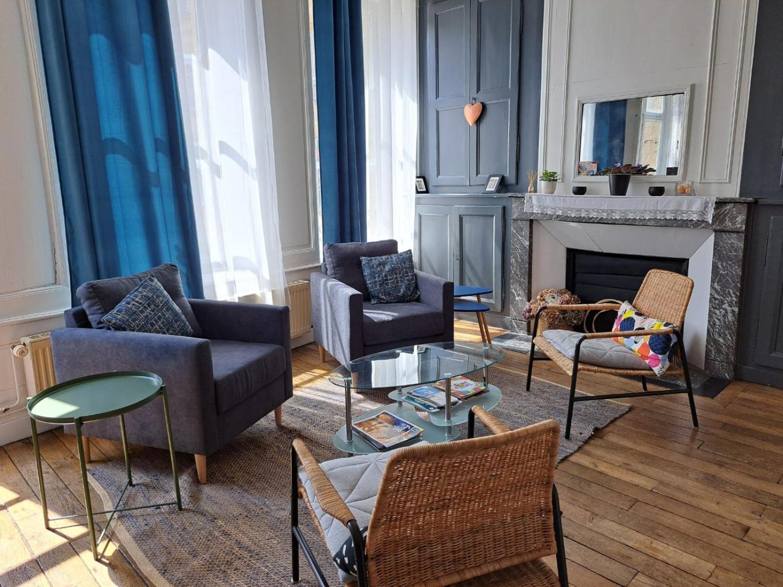 Apartament Le Logis Des Dames Sedan Zewnętrze zdjęcie